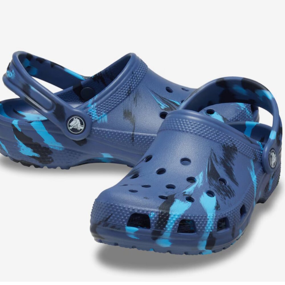 NEW CROCS CLASSIC BLUE MARBLED UNISEX CLOGS KIDS SIZE J2